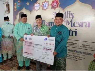 ADUN Apas Sumbang RM40,000 Kepada Masjid, Maahad Tahfiz